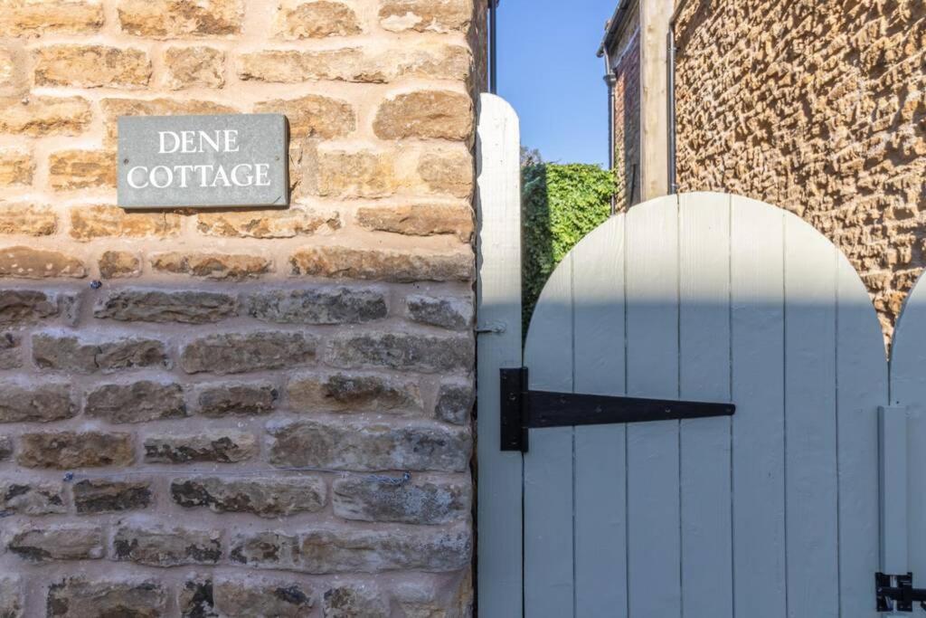 Dene Cottage, Welburn Exterior photo